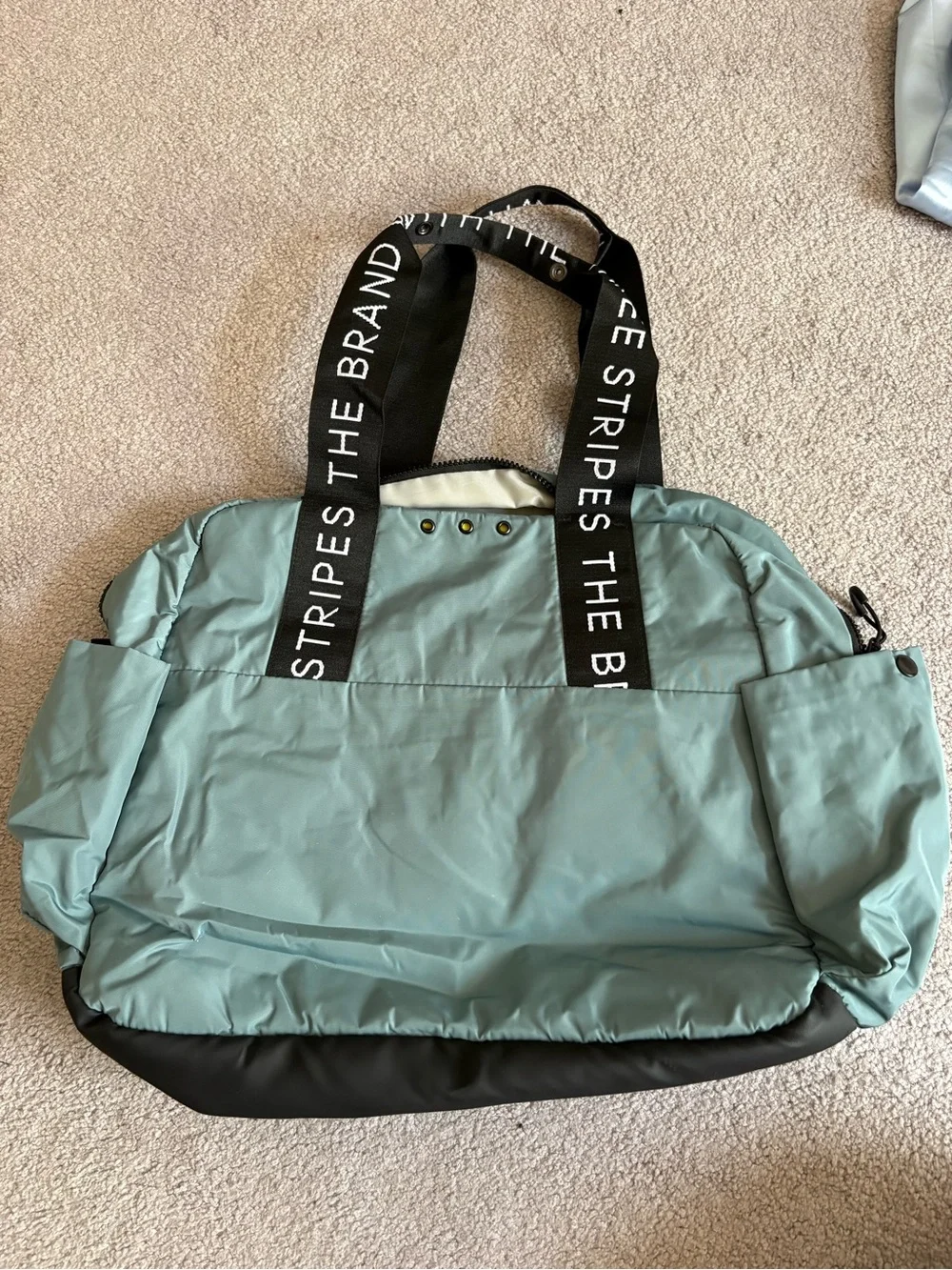 adidas roomy duffel